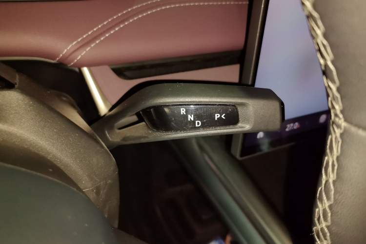 Used Xiaomi Auto SU7 2024 Rear-Drive Long-Range Intelligent Driving Version Gear Lever