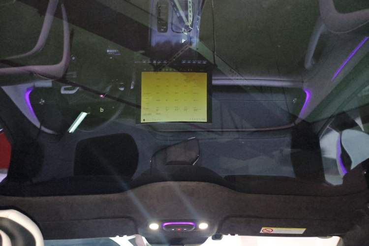 Used Xiaomi Auto SU7 2024 Four-Wheel Drive Ultra-Long Range Advanced Intelligent Driving Max Edition Headliner