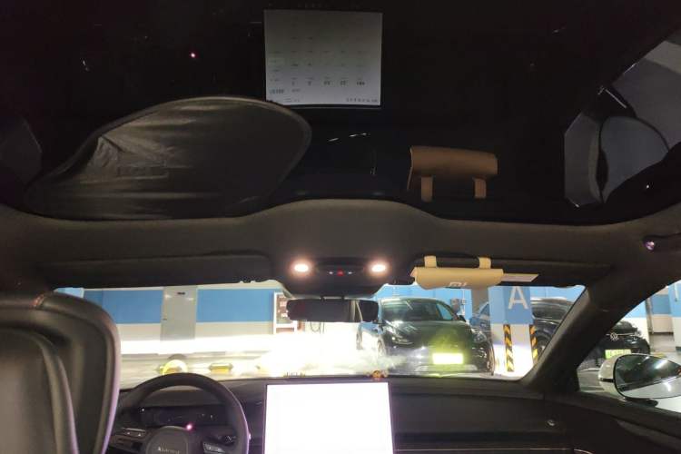 Used Xiaomi Auto SU7 2024 Rear-Drive Long-Range Intelligent Driving Version Headliner