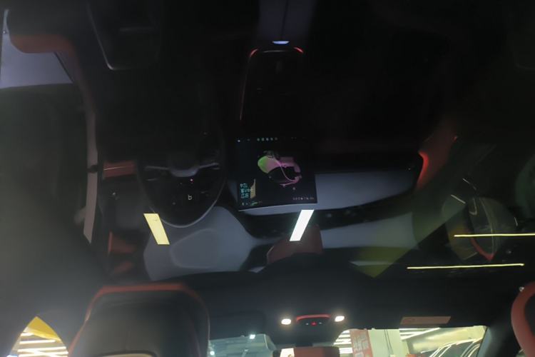 Used Xiaomi Auto SU7 2024 Rear-Drive Long-Range Intelligent Driving Version Headliner