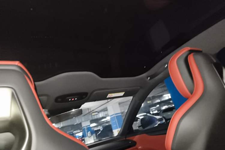 Used Xiaomi Auto SU7 2024 Rear-Drive Ultra-Long Range Advanced Pro-Level Intelligent Driving Version Headliner