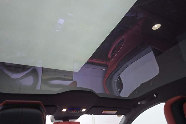 Used Xiaomi Auto SU7 2024 Rear-Drive Long-Range Intelligent Driving Version Headliner