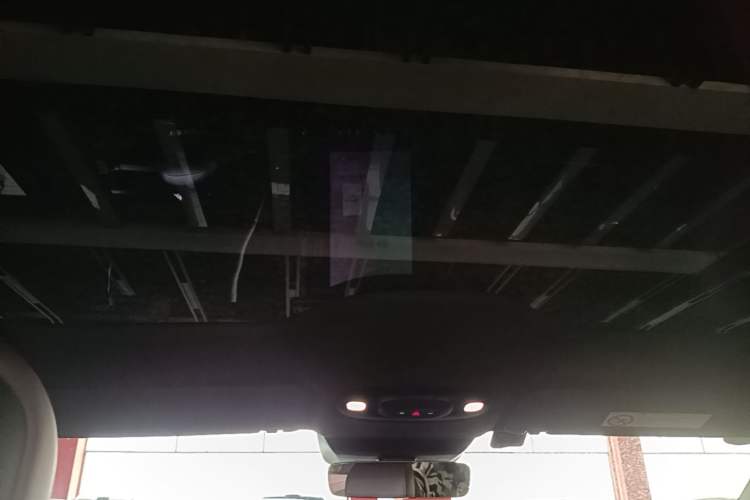 Used Xiaomi Auto SU7 2024 Rear-Drive Long-Range Intelligent Driving Version Headliner