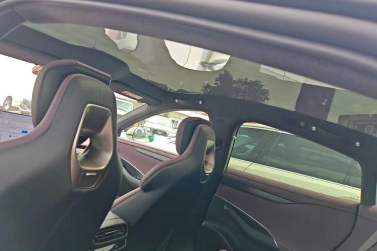 Used Xiaomi Auto SU7 2024 Rear-Drive Ultra-Long Range Advanced Pro-Level Intelligent Driving Version Headliner