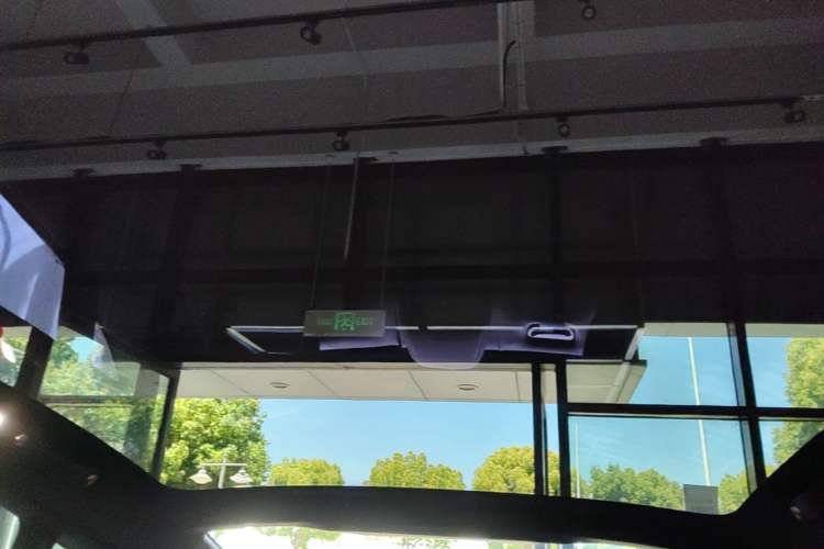 Used Xiaomi Auto SU7 2024 Four-Wheel Drive Ultra-Long Range Advanced Intelligent Driving Max Edition Headliner