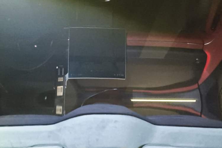 Used Xiaomi Auto SU7 2024 Four-Wheel Drive Ultra-Long Range Advanced Intelligent Driving Max Edition Headliner