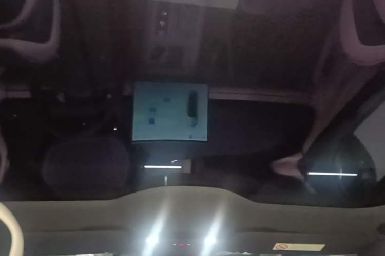 Used Xiaomi Auto SU7 2024 Rear-Drive Long-Range Intelligent Driving Version Headliner