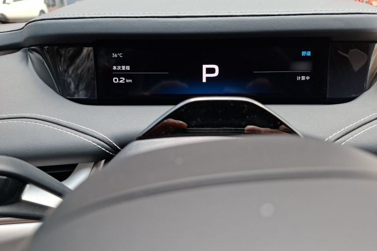 Used Xiaomi Auto SU7 2024 Rear-Drive Ultra-Long Range Advanced Pro-Level Intelligent Driving Version Instrument Cluster