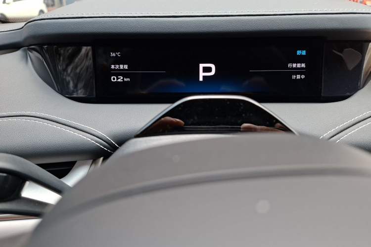 Used Xiaomi Auto SU7 2024 Rear-Drive Ultra-Long Range Advanced Pro-Level Intelligent Driving Version Instrument Cluster