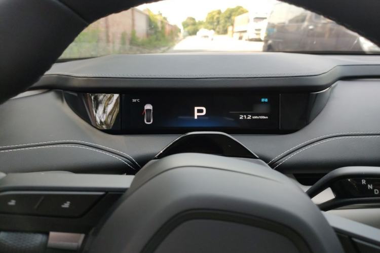 Used Xiaomi Auto SU7 2024 Rear-Drive Long-Range Intelligent Driving Version Instrument Cluster