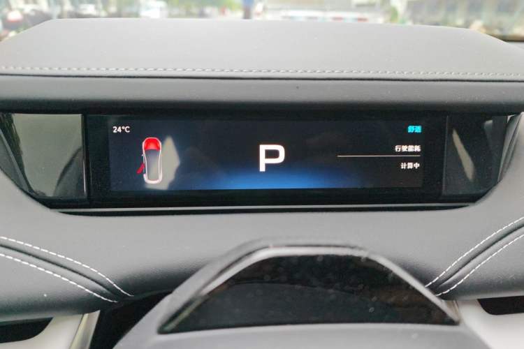 Used Xiaomi Auto SU7 2024 Four-Wheel Drive Ultra-Long Range Advanced Intelligent Driving Max Edition Instrument Cluster