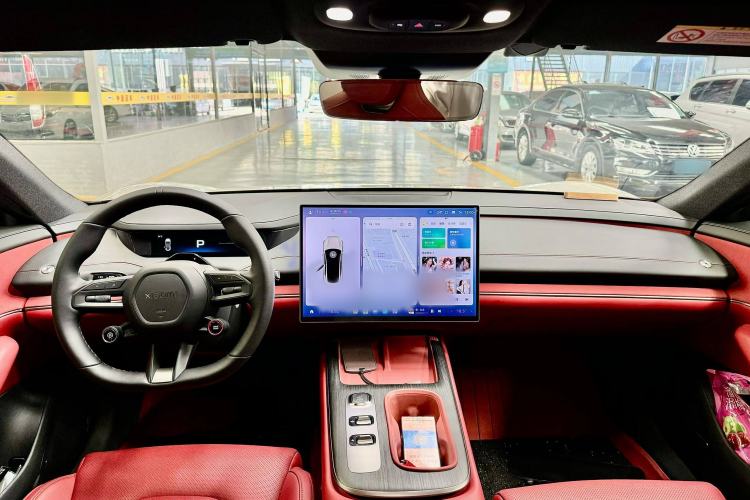 Used Xiaomi Auto SU7 2024 Rear-Drive Ultra-Long Range Advanced Pro-Level Intelligent Driving Version Interior 1