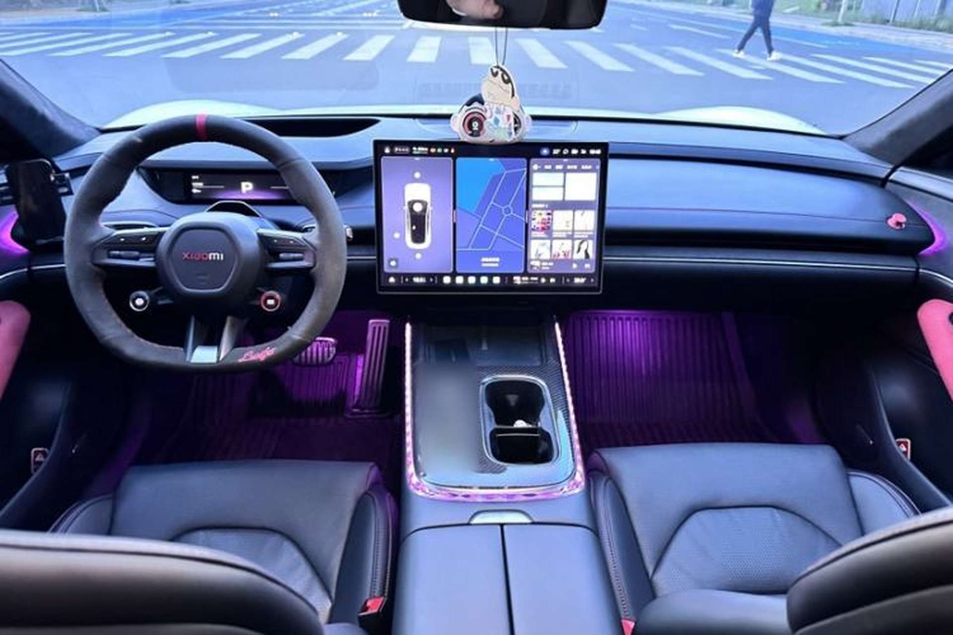 Used Xiaomi Auto SU7 2024 Four-Wheel Drive Ultra-Long Range Advanced Intelligent Driving Max Edition Interior 1