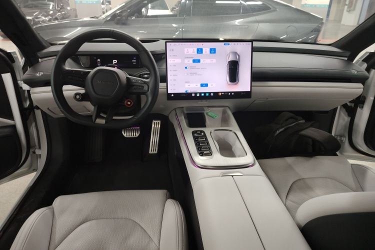 Used Xiaomi Auto SU7 2024 Four-Wheel-Drive Max Founder's Edition Interior 2