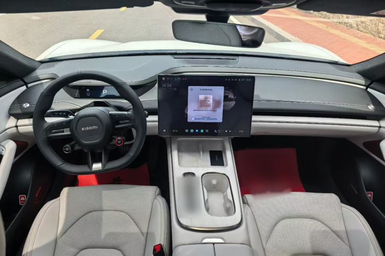 Used Xiaomi Auto SU7 2024 Rear-Drive Ultra-Long Range Advanced Pro-Level Intelligent Driving Version Interior 2