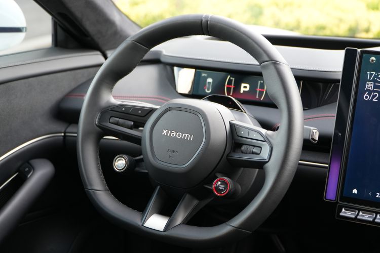 Used Xiaomi Auto SU7 2024 Four-Wheel Drive Ultra-Long Range Advanced Intelligent Driving Max Edition Interior 2