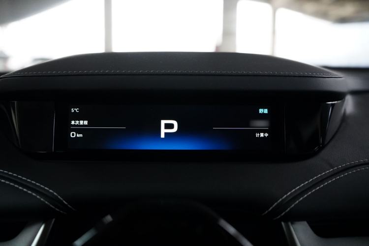Used Xiaomi Auto SU7 2024 Rear-Drive Standard Founder Edition Interior 4