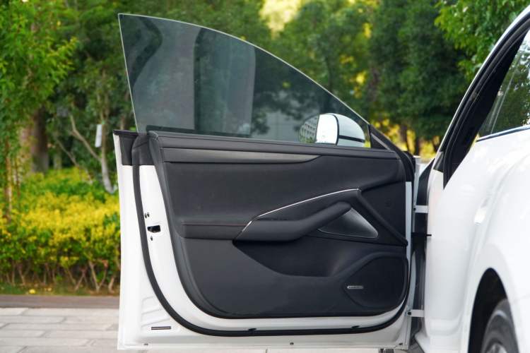 Used Xiaomi Auto SU7 2024 Four-Wheel Drive Ultra-Long Range Advanced Intelligent Driving Max Edition Interior 5