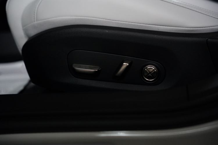 Used Xiaomi Auto SU7 2024 Rear-Drive Standard Founder Edition Interior 7