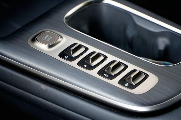 Used Xiaomi Auto SU7 2024 Four-Wheel Drive Ultra-Long Range Advanced Intelligent Driving Max Edition Interior 7