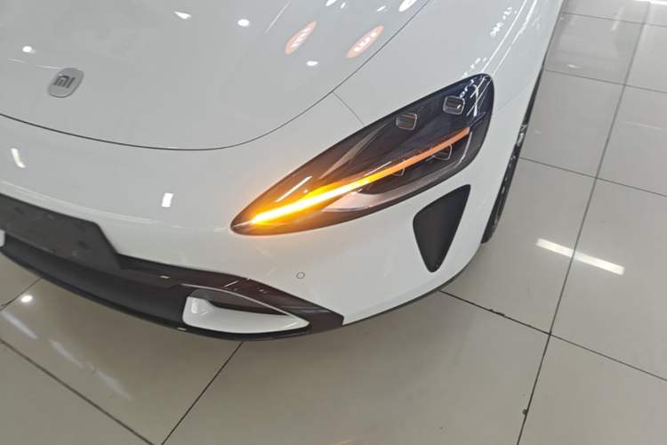 Used Xiaomi Auto SU7 2024 Rear-Drive Long-Range Intelligent Driving Version Left Front Headlight