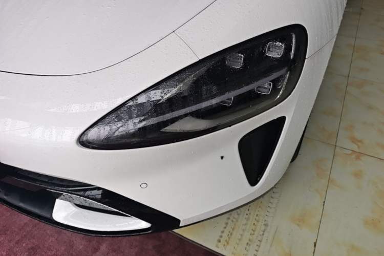 Used Xiaomi Auto SU7 2024 Rear-Drive Long-Range Intelligent Driving Version Left Front Headlight