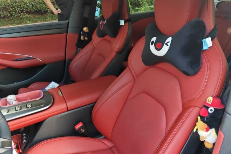Used Xiaomi Auto SU7 2024 Rear-Drive Long-Range Intelligent Driving Version Left Front Seat
