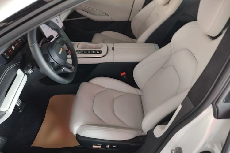 Used Xiaomi Auto SU7 2024 Four-Wheel Drive Ultra-Long Range Advanced Intelligent Driving Max Edition Left Front Seat