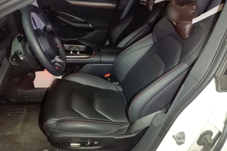 Used Xiaomi Auto SU7 2024 Rear-Drive Ultra-Long Range Advanced Pro-Level Intelligent Driving Version Left Front Seat
