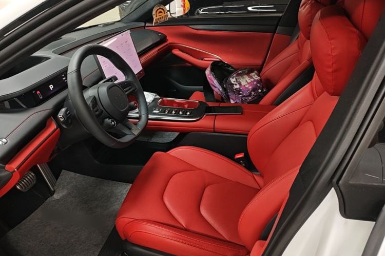 Used Xiaomi Auto SU7 2024 Four-Wheel Drive Ultra-Long Range Advanced Intelligent Driving Max Edition Left Front Seat
