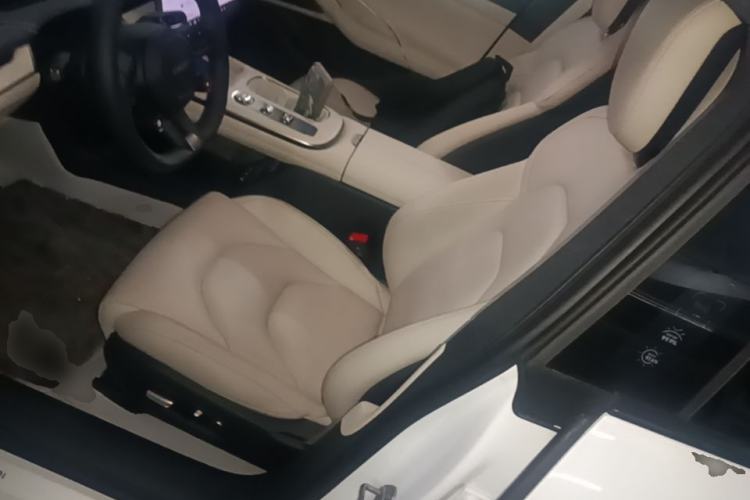 Used Xiaomi Auto SU7 2024 Rear-Drive Long-Range Intelligent Driving Version Left Front Seat