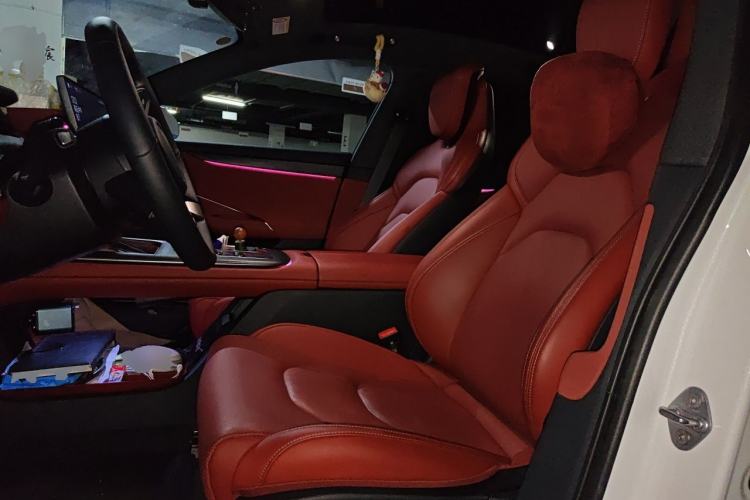 Used Xiaomi Auto SU7 2024 Rear-Drive Long-Range Intelligent Driving Version Left Front Seat
