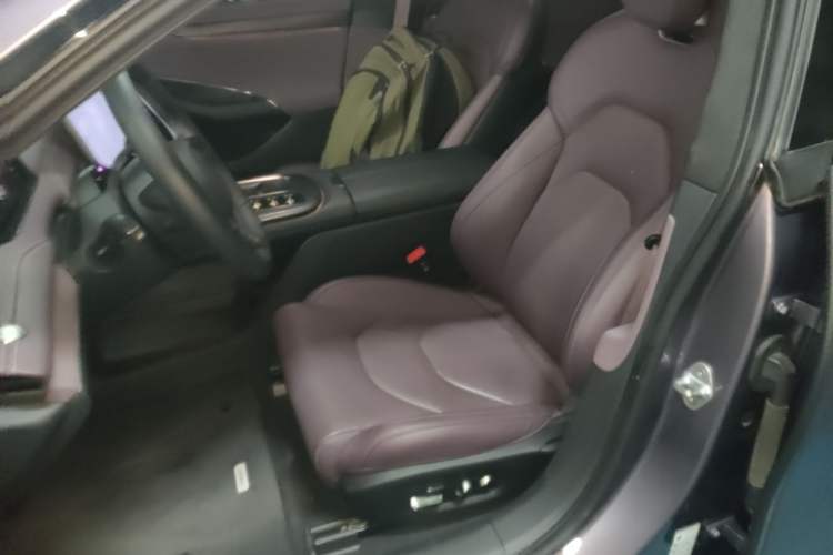 Used Xiaomi Auto SU7 2024 Four-Wheel Drive Ultra-Long Range Advanced Intelligent Driving Max Edition Left Front Seat