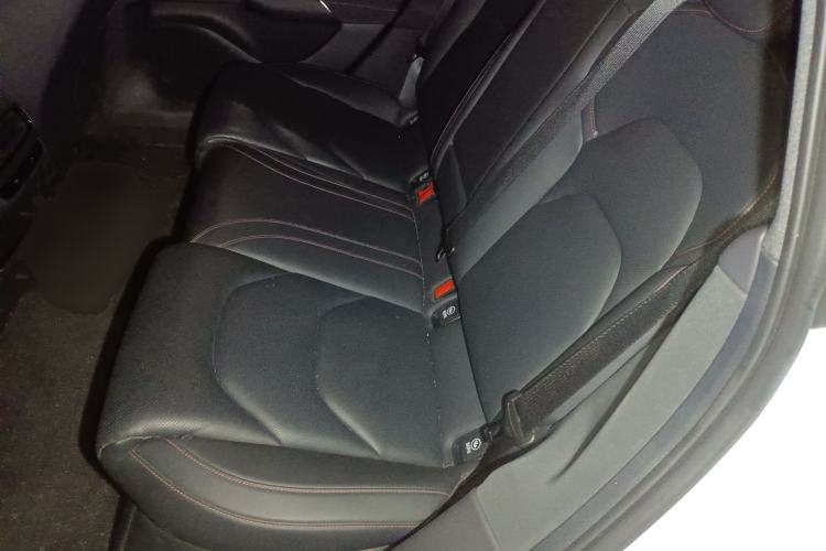 Used Xiaomi Auto SU7 2024 Rear-Drive Ultra-Long Range Advanced Pro-Level Intelligent Driving Version Left Rear Seat