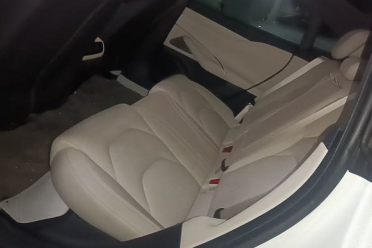 Used Xiaomi Auto SU7 2024 Rear-Drive Long-Range Intelligent Driving Version Left Rear Seat