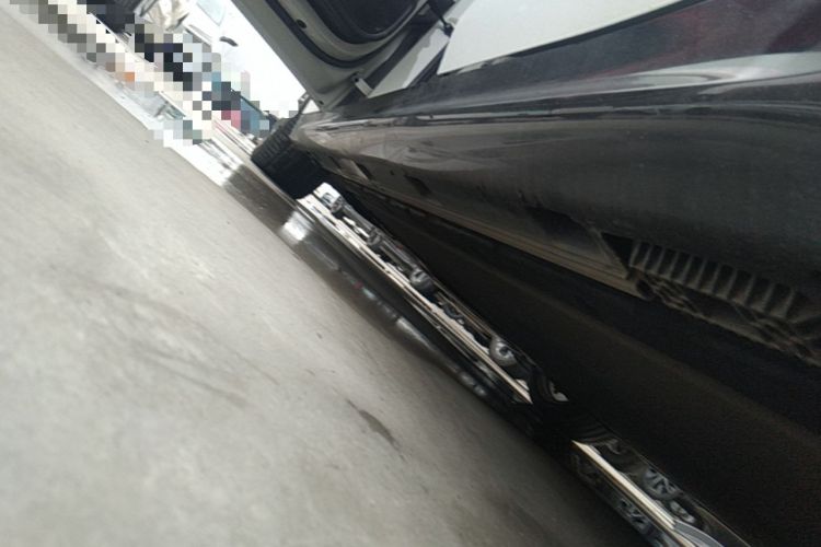 Used Xiaomi Auto SU7 2024 Four-Wheel Drive Ultra-Long Range Advanced Intelligent Driving Max Edition Left Side Sill