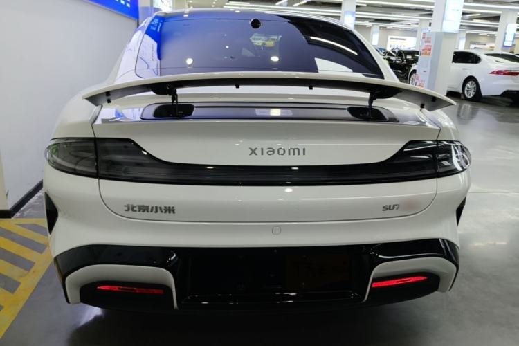 Used Xiaomi Auto SU7 2024 Four-Wheel Drive Ultra-Long Range Advanced Intelligent Driving Max Edition Rear