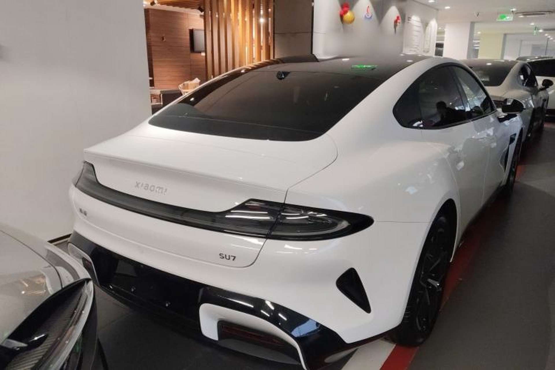 Used Xiaomi Auto SU7 2024 Rear-Drive Ultra-Long Range Advanced Pro-Level Intelligent Driving Version Rear Right 45 Deg