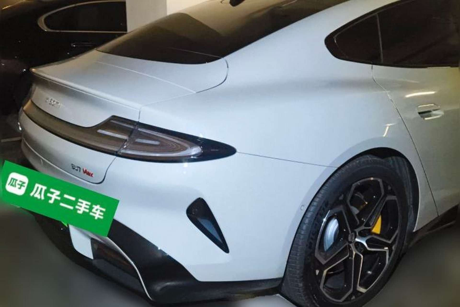 Used Xiaomi Auto SU7 2024 Four-Wheel Drive Ultra-Long Range Advanced Intelligent Driving Max Edition Rear Right 45 Deg