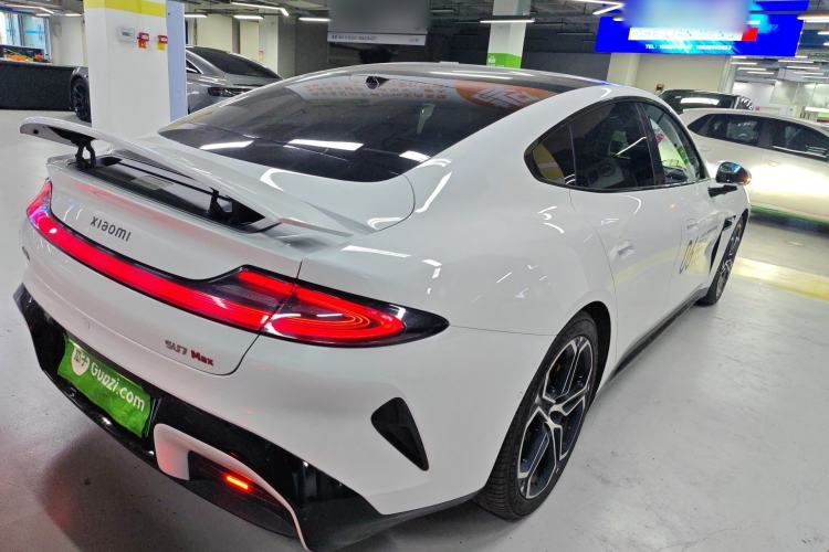 Used Xiaomi Auto SU7 2024 Four-Wheel Drive Ultra-Long Range Advanced Intelligent Driving Max Edition Rear Right 45 Deg