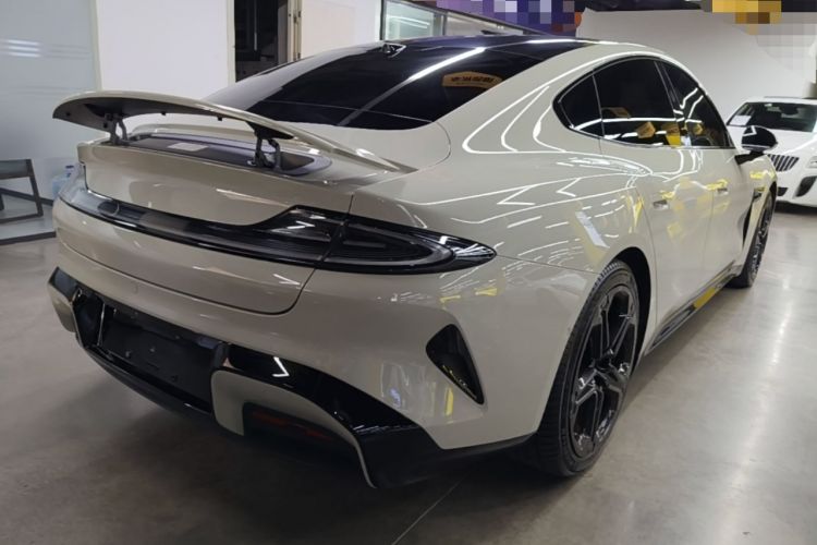 Used Xiaomi Auto SU7 2024 Four-Wheel Drive Ultra-Long Range Advanced Intelligent Driving Max Edition Rear Right 45 Deg