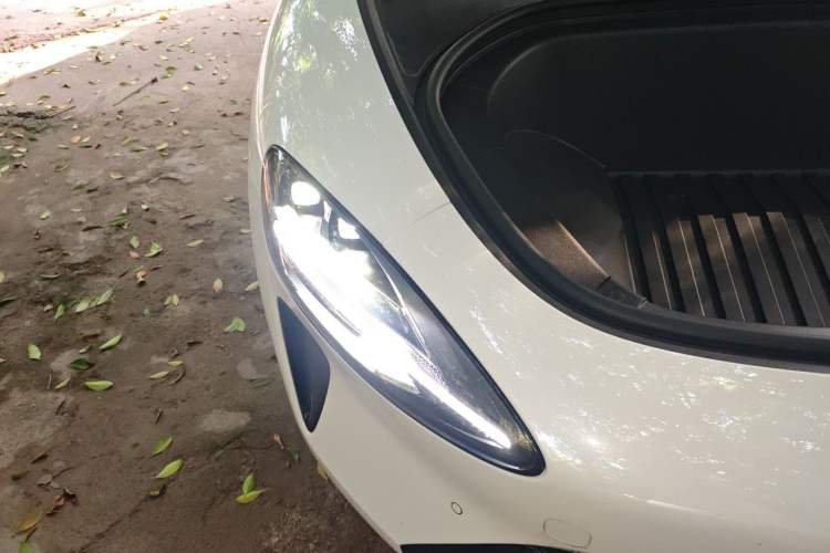 Used Xiaomi Auto SU7 2024 Rear-Drive Standard Founder Edition Right Front Headlight