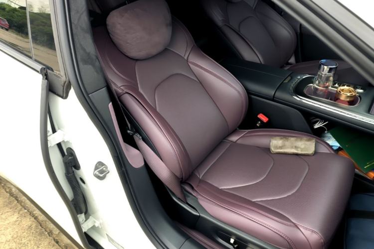 Used Xiaomi Auto SU7 2024 Four-Wheel-Drive Max Founder's Edition Right Front Seat