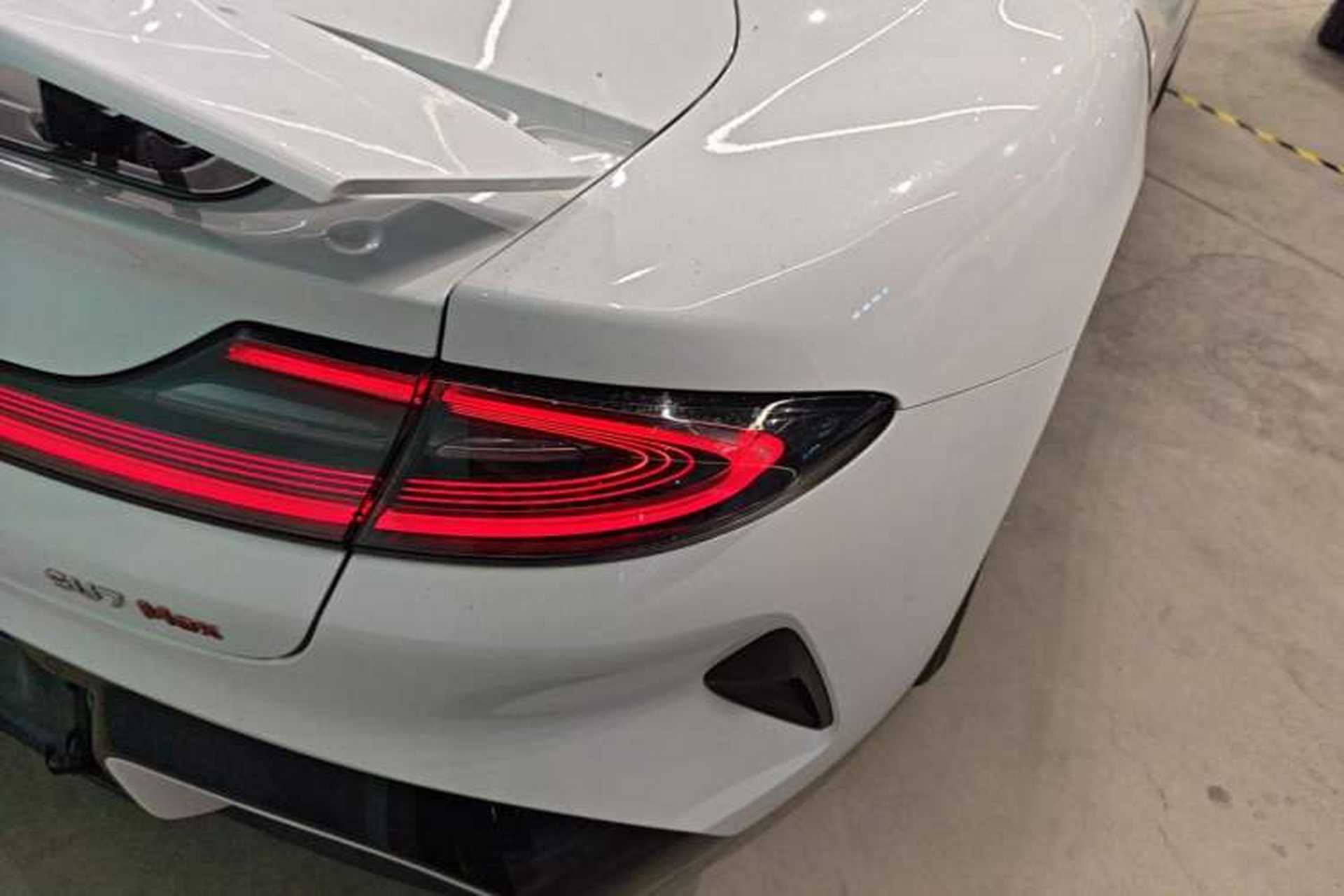 Used Xiaomi Auto SU7 2024 Four-Wheel Drive Ultra-Long Range Advanced Intelligent Driving Max Edition Right Rear Taillight