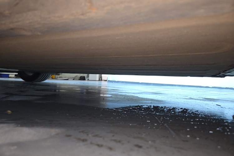 Used Xiaomi Auto SU7 2024 Rear-Drive Long-Range Intelligent Driving Version Right Side Sill