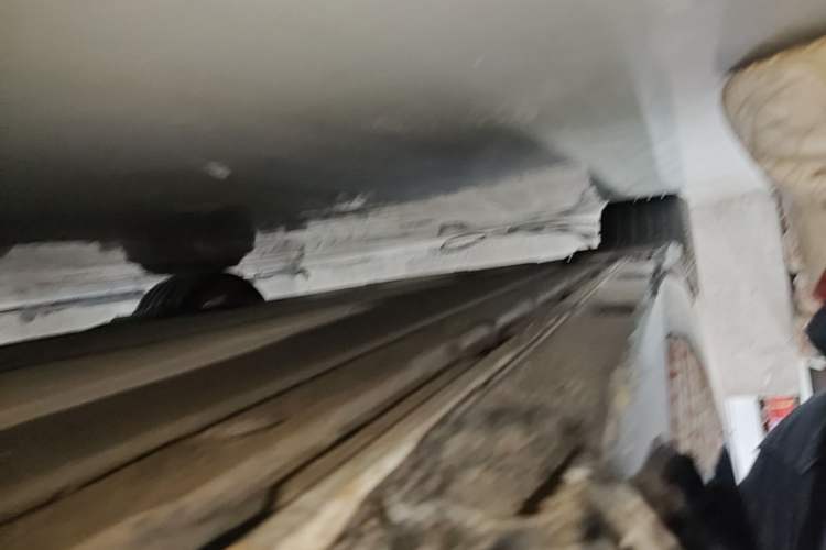 Used Xiaomi Auto SU7 2024 Rear-Drive Long-Range Intelligent Driving Version Right Side Sill