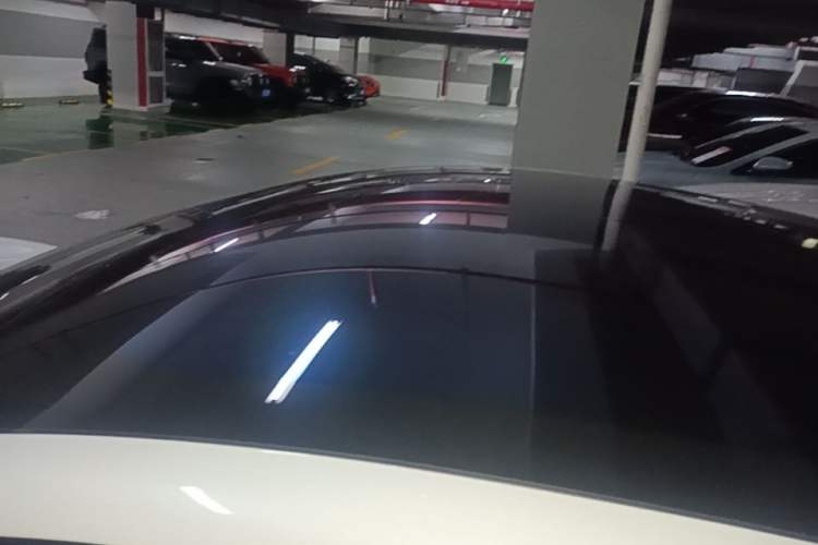 Used Xiaomi Auto SU7 2024 Rear-Drive Long-Range Intelligent Driving Version Roof