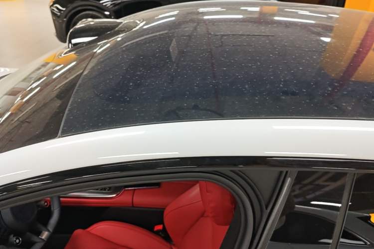 Used Xiaomi Auto SU7 2024 Four-Wheel Drive Ultra-Long Range Advanced Intelligent Driving Max Edition Roof