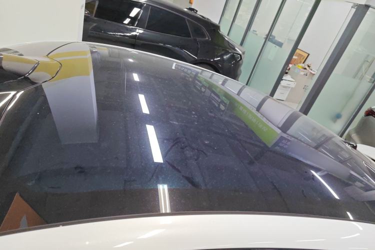 Used Xiaomi Auto SU7 2024 Four-Wheel Drive Ultra-Long Range Advanced Intelligent Driving Max Edition Roof