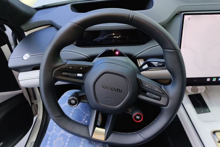 Used Xiaomi Auto SU7 2024 Four-Wheel Drive Ultra-Long Range Advanced Intelligent Driving Max Edition Steering Wheel